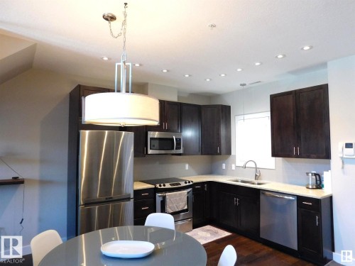 50 11518 76 Avenue, Edmonton, AB - Indoor