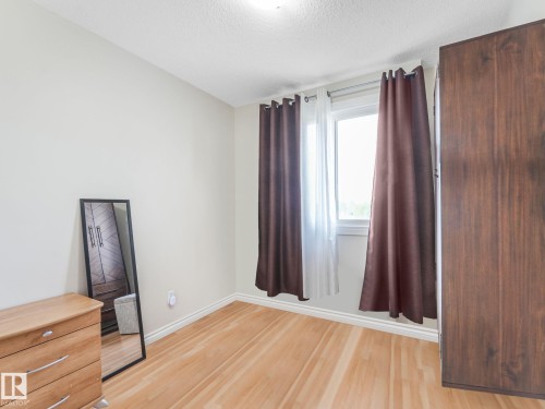 103 Cornell Court, Edmonton, AB - Indoor