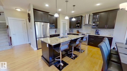 11628 16 Avenue Sw, Edmonton, AB - Indoor Photo Showing Kitchen With Upgraded Kitchen