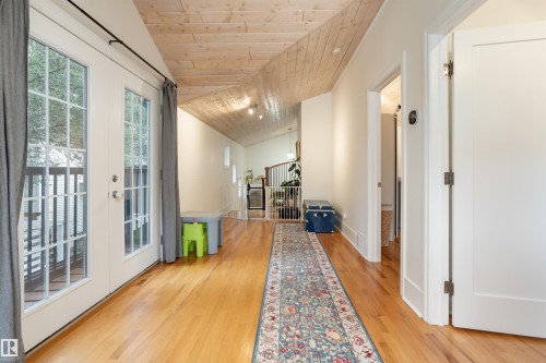 10015 97 Avenue, Edmonton, AB - Indoor Photo Showing Other Room