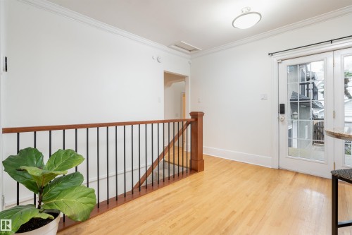 10015 97 Avenue, Edmonton, AB - Indoor Photo Showing Other Room