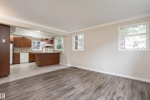 10015 97 Avenue, Edmonton, AB - Indoor Photo Showing Kitchen