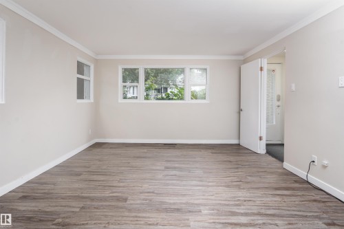 10015 97 Avenue, Edmonton, AB - Indoor Photo Showing Other Room