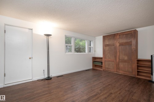 10015 97 Avenue, Edmonton, AB - Indoor Photo Showing Other Room
