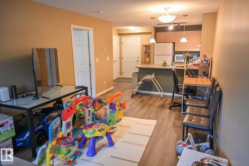 113 630 Mcallister Loop, Edmonton, AB - Indoor