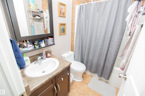 12026 91 Street, Edmonton, AB - Indoor Photo Showing Bathroom