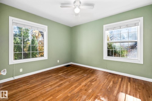 10405 Glenora Crescent, Edmonton, AB - Indoor Photo Showing Other Room