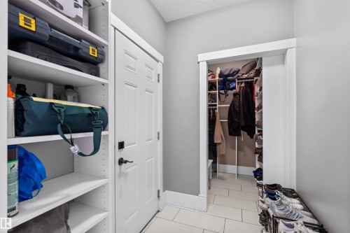 2003 Ainslie Link, Edmonton, AB - Indoor