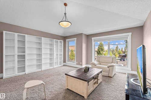 2003 Ainslie Link, Edmonton, AB - Indoor Photo Showing Living Room