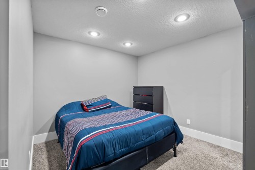 2003 Ainslie Link, Edmonton, AB - Indoor Photo Showing Bedroom