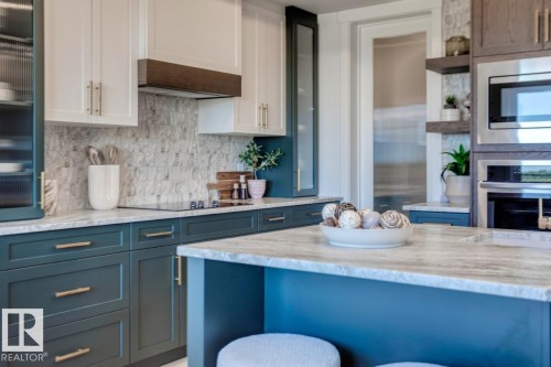 73 Jubilation Drive, St. Albert, AB - Indoor Photo Showing Kitchen With Upgraded Kitchen