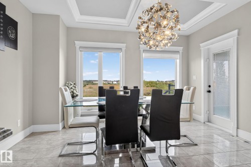 527 Albany Way, Edmonton, AB - Indoor Photo Showing Dining Room