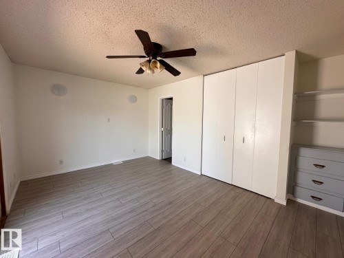 2014 46 Street, Edmonton, AB - Indoor Photo Showing Other Room