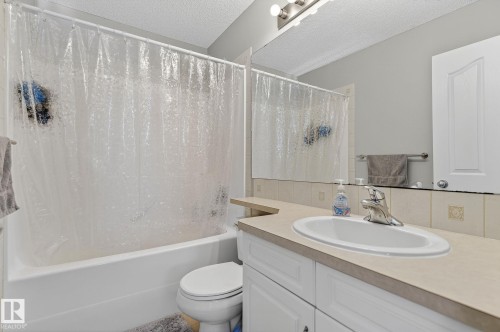 1147 Rutherford Close, Edmonton, AB - Indoor Photo Showing Bathroom