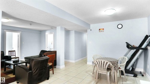 4337 21 Avenue, Edmonton, AB - Indoor
