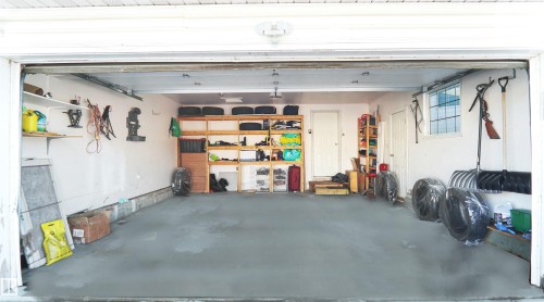 4337 21 Avenue, Edmonton, AB - Indoor Photo Showing Garage