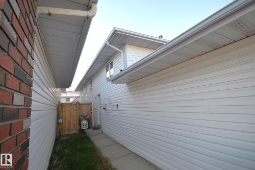 4337 21 Avenue, Edmonton, AB - Outdoor With Exterior