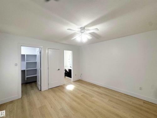 4337 21 Avenue, Edmonton, AB - Indoor Photo Showing Other Room