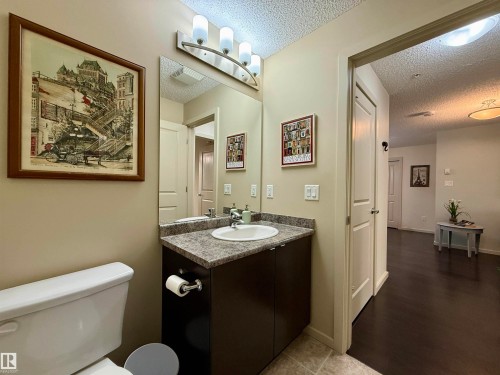 202 340 Windermere Road, Edmonton, AB - Indoor Photo Showing Bathroom
