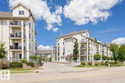 1423 330 CLAREVIEW STATION Drive  Edmonton, AB T5Y 0E6