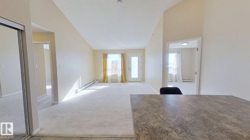 1423 330 Clareview Station Drive, Edmonton, AB - Indoor Photo Showing Other Room