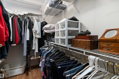 6562 158 Avenue, Edmonton, AB - Indoor With Storage