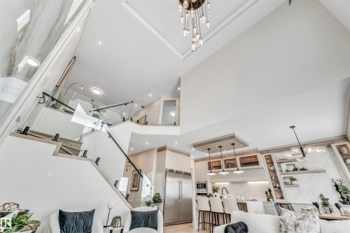 7663 Kimiwan Crescent, Edmonton, AB - Indoor Photo Showing Other Room