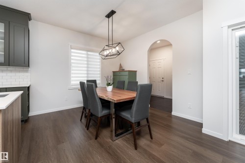 6214 Hampton Gray Avenue, Edmonton, AB - Indoor Photo Showing Dining Room