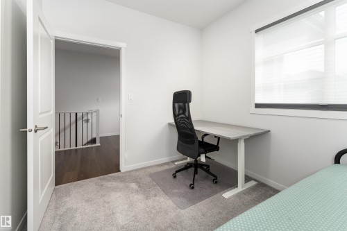 6214 Hampton Gray Avenue, Edmonton, AB - Indoor