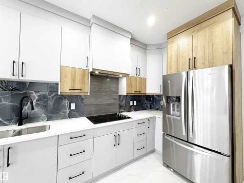 1312 35 Street, Edmonton, AB - Indoor Photo Showing Kitchen