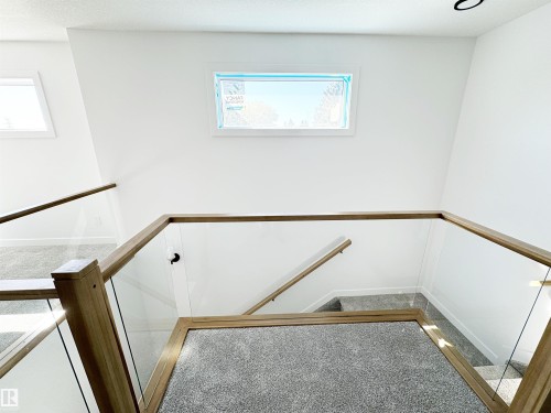 1312 35 Street, Edmonton, AB - Indoor Photo Showing Other Room