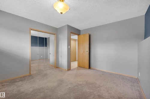 3410 135A Avenue, Edmonton, AB - Indoor Photo Showing Other Room