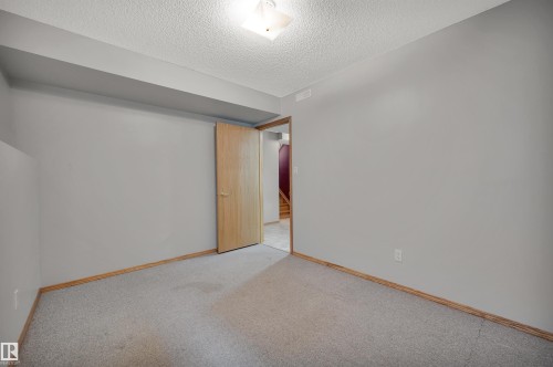 3410 135A Avenue, Edmonton, AB - Indoor Photo Showing Other Room