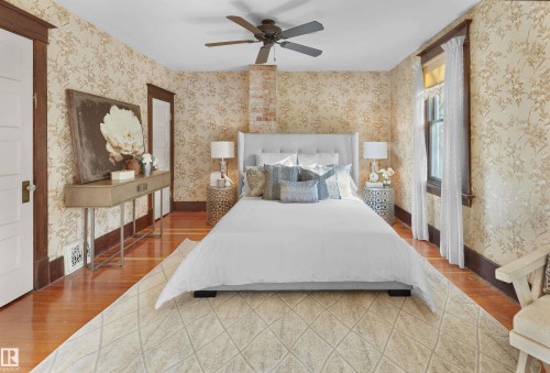 12614 106 Avenue, Edmonton, AB - Indoor Photo Showing Bedroom