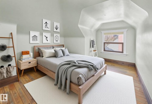 12614 106 Avenue, Edmonton, AB - Indoor Photo Showing Bedroom