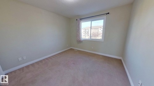 3236 17B Avenue, Edmonton, AB - Indoor Photo Showing Other Room