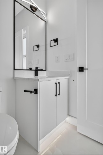 160 Edgewater Circle, Leduc, AB - Indoor Photo Showing Bathroom