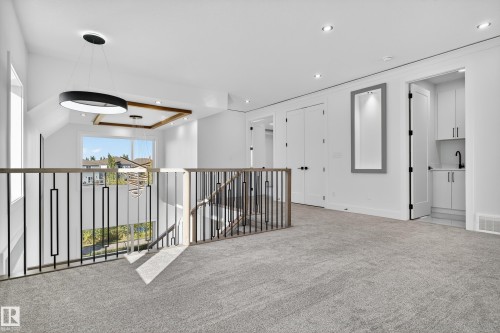 160 Edgewater Circle, Leduc, AB - Indoor Photo Showing Other Room