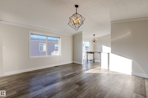 514 Maple Wood Crescent Nw, Edmonton, AB - Indoor