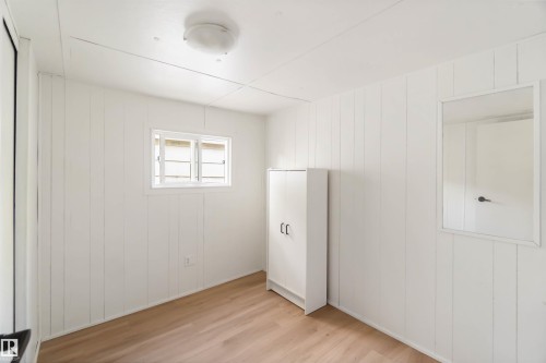 #118 305 Calahoo Road, Spruce Grove, AB - Indoor Photo Showing Other Room