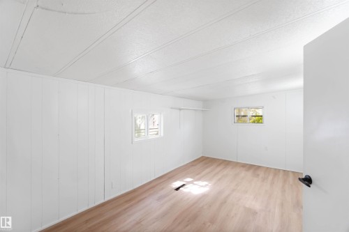 #118 305 Calahoo Road, Spruce Grove, AB - Indoor Photo Showing Other Room