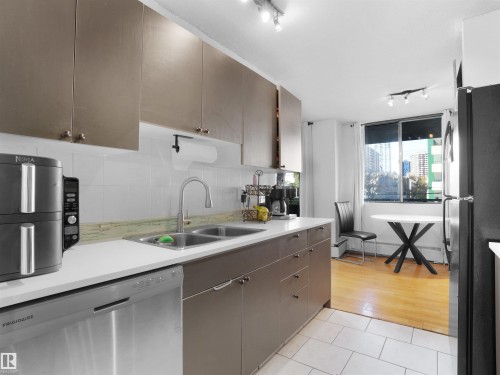 201 10160 115 Street Nw, Edmonton, AB - Indoor Photo Showing Kitchen With Double Sink