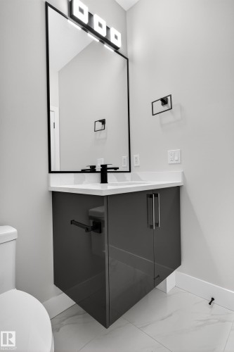 474 Roberts Crescent, Leduc, AB - Indoor Photo Showing Bathroom