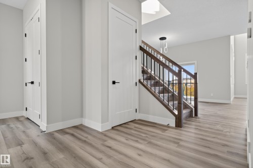 474 Roberts Crescent, Leduc, AB - Indoor Photo Showing Other Room