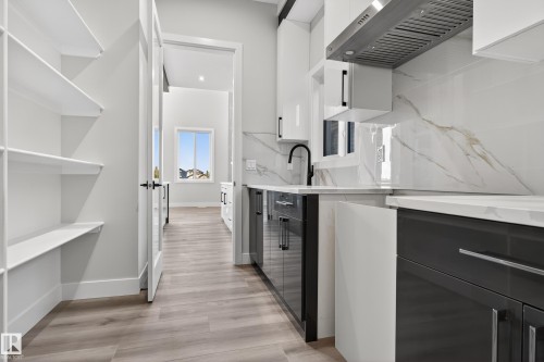 474 Roberts Crescent, Leduc, AB - Indoor With Storage