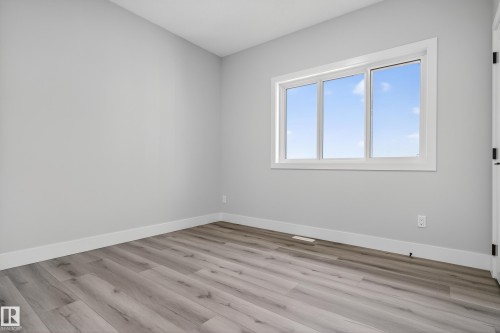 474 Roberts Crescent, Leduc, AB - Indoor Photo Showing Other Room