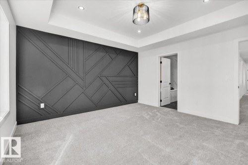 1154 Gyrfalcon Crescent, Edmonton, AB - Indoor Photo Showing Other Room