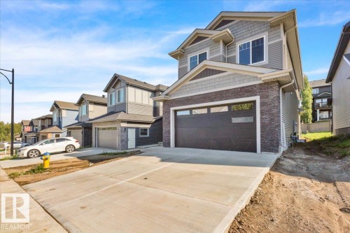 1154 Gyrfalcon Crescent, Edmonton, AB - Outdoor