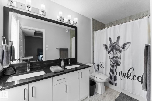 3510 48 Avenue, Beaumont, AB - Indoor Photo Showing Bathroom