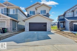 1119 GYRFALCON Crescent  Edmonton, AB T5S 0S5